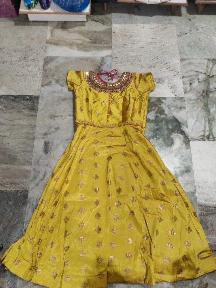 Elegant Yellow Anarkali Suit