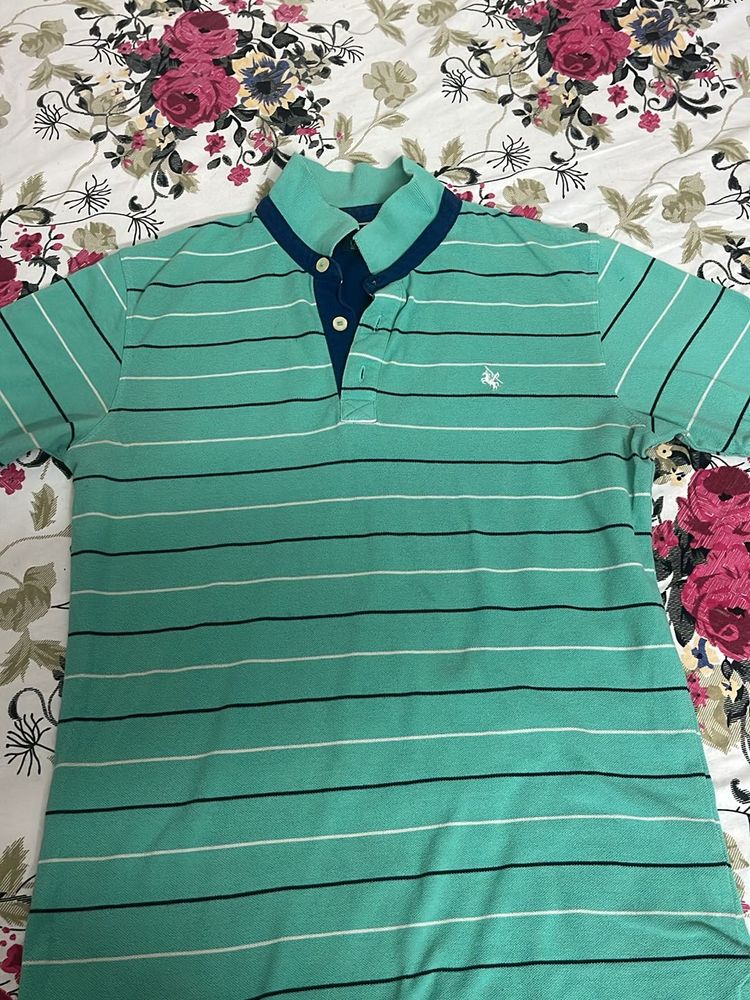 4 Used Old Tshirts