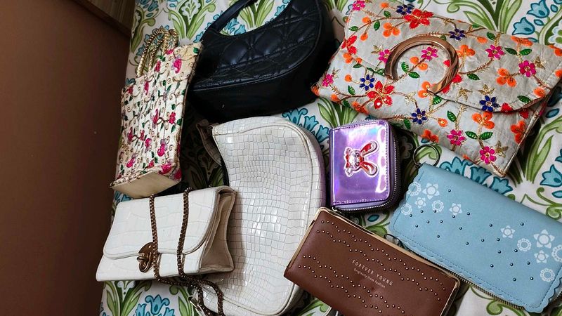 Mixed Handbag Bundle