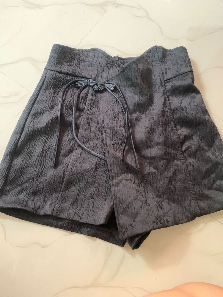 Textured Black Skort with Bow Tie Detail
