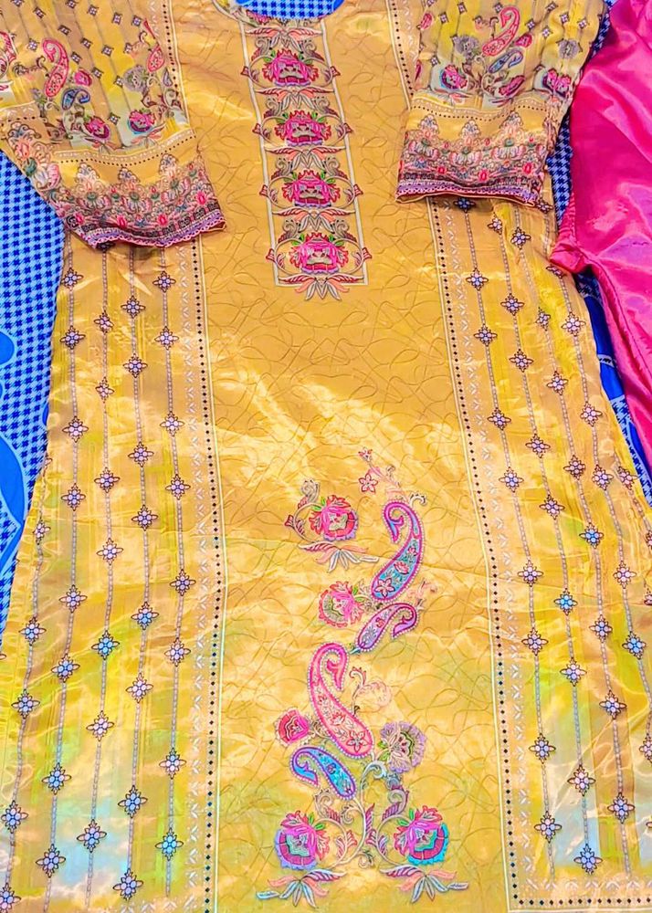 Daily wear Pakistani 2 pc suit