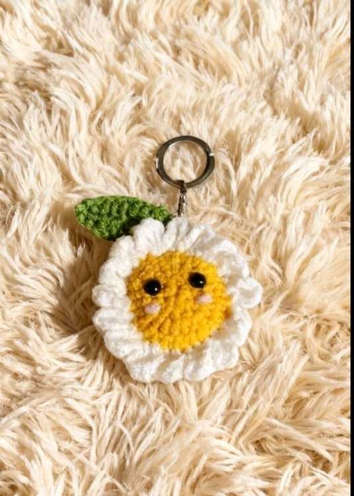 Daisy Flower Keychain