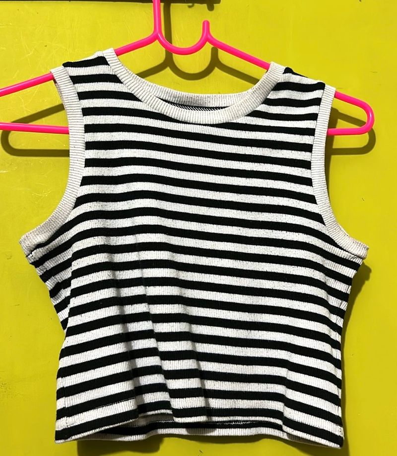 black and white striped sleeveless crop top