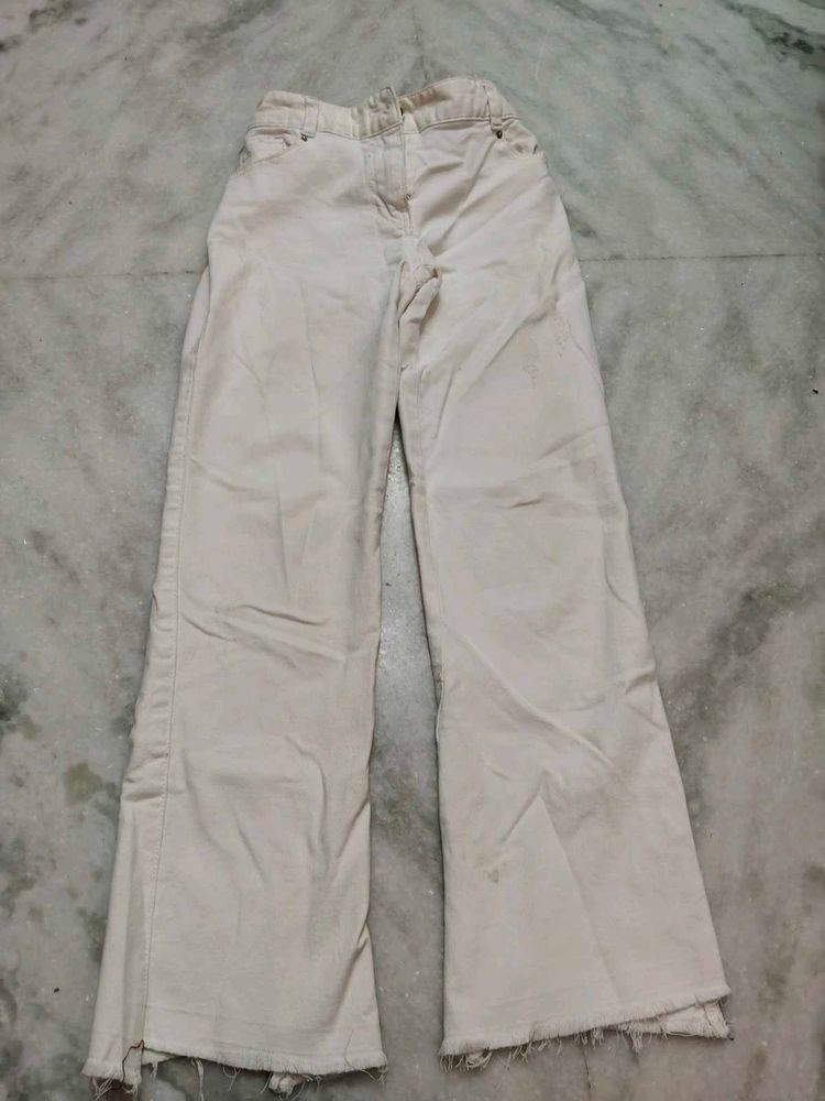 White Denim Jeans 👖