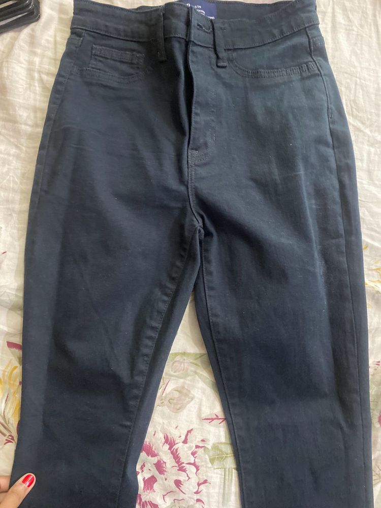 *GAP BRAND NEW JEANS*