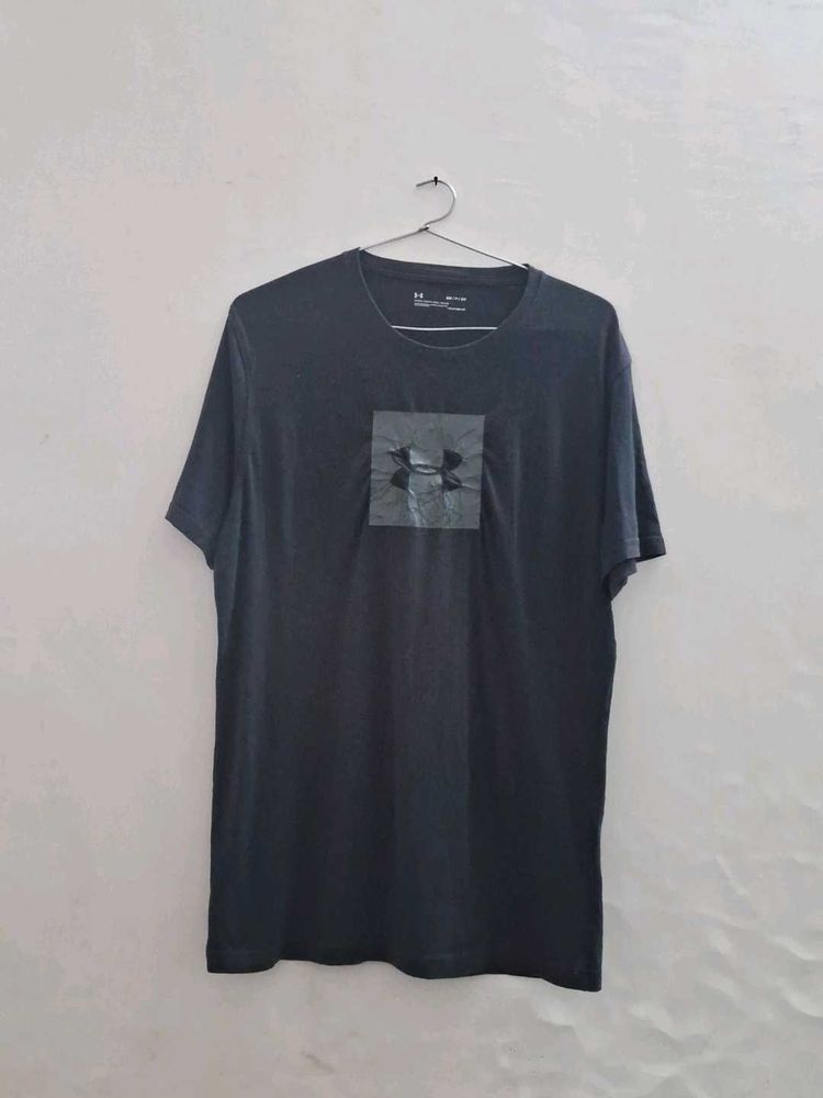 Under Armour HeatGear T-Shirt 🖤