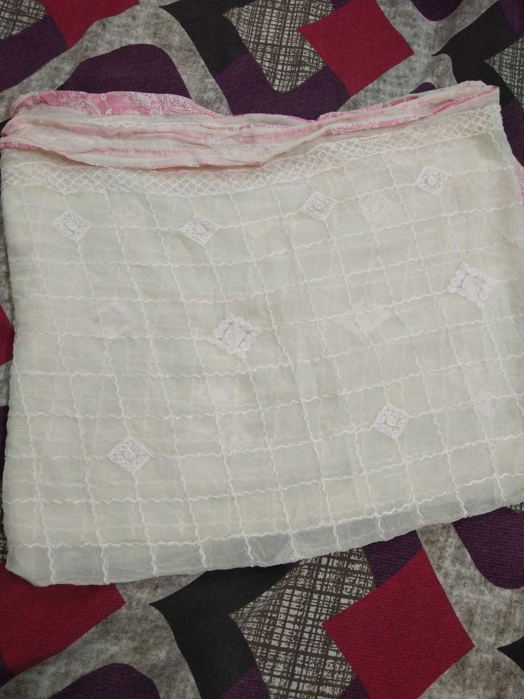 Chikankari Dupatta