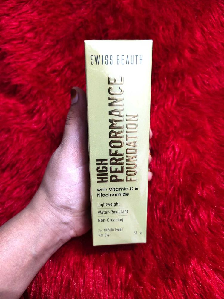 Swiss Beauty High Performance Liquid Dewy Foundati