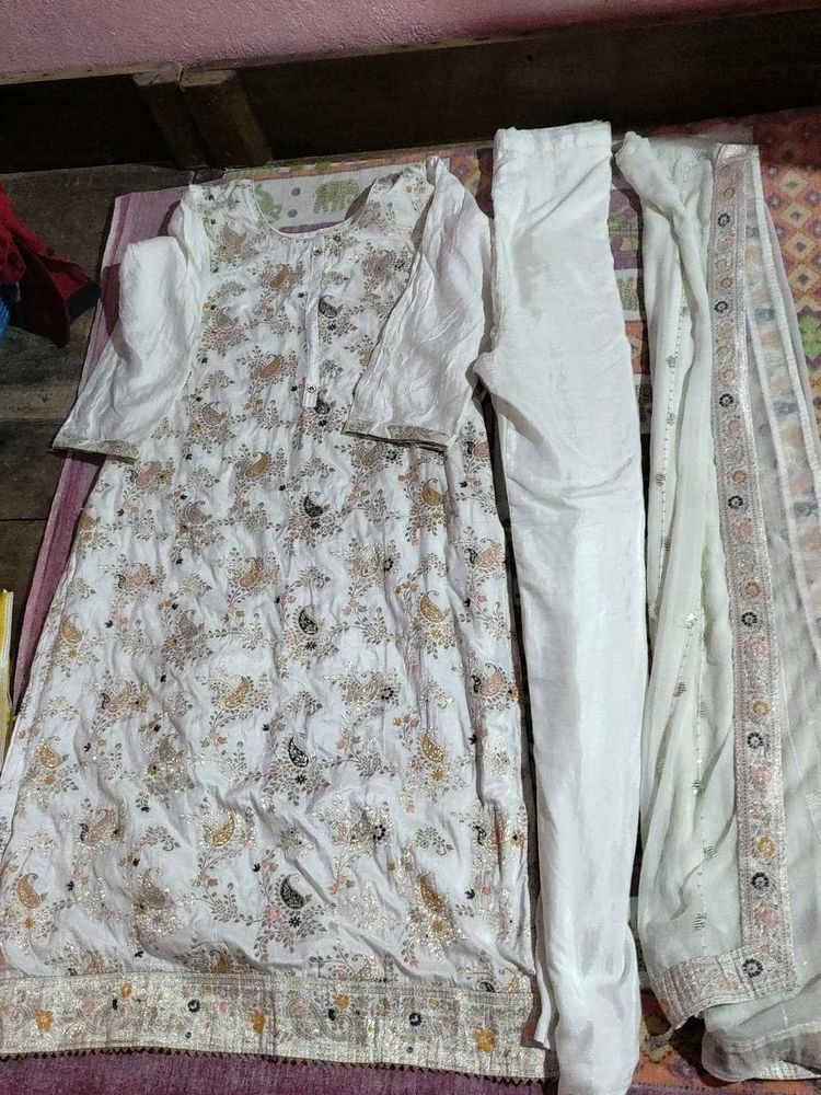 White Embroidered Salwar Kameez