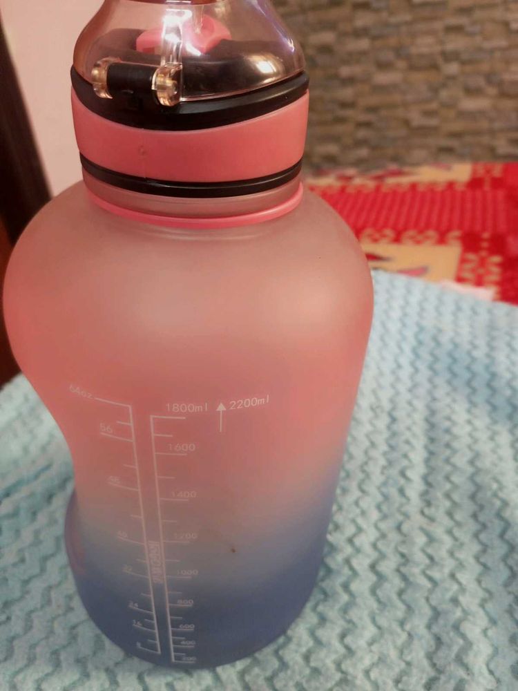 Fancy Big Water Bottle &amp; Sipper