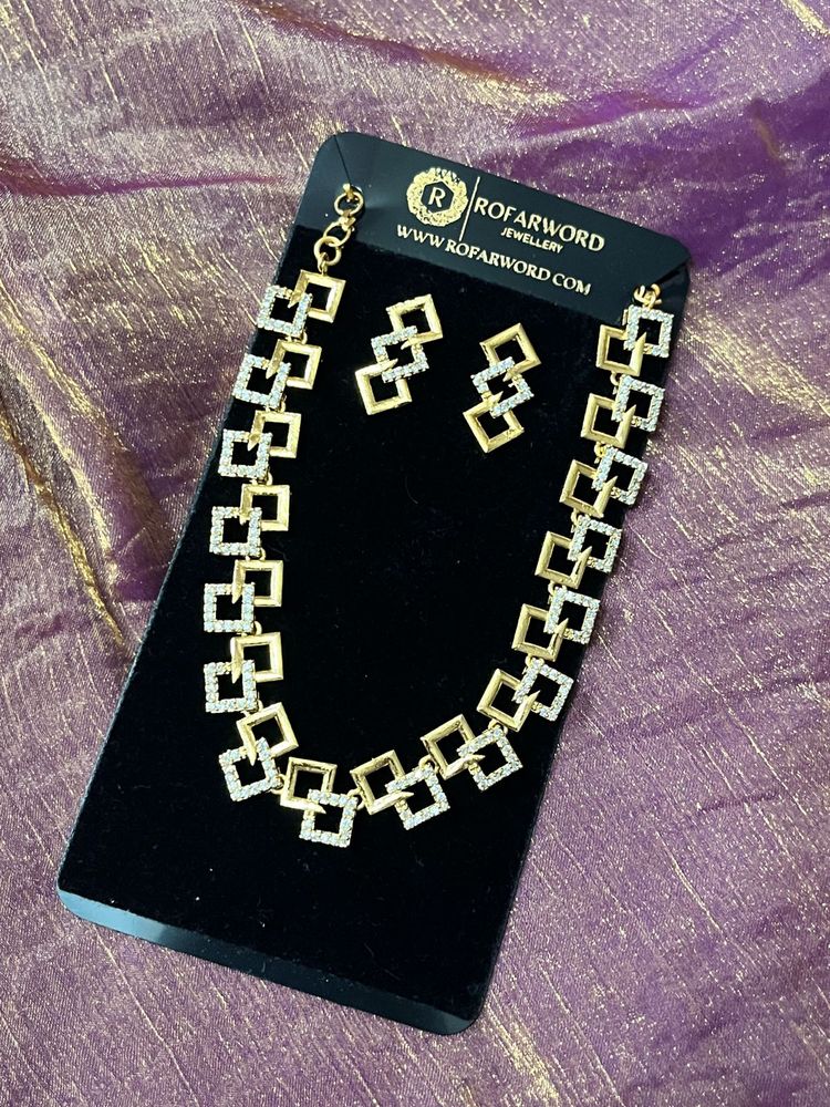 Gold &amp; Crystal Square Jewelry Set