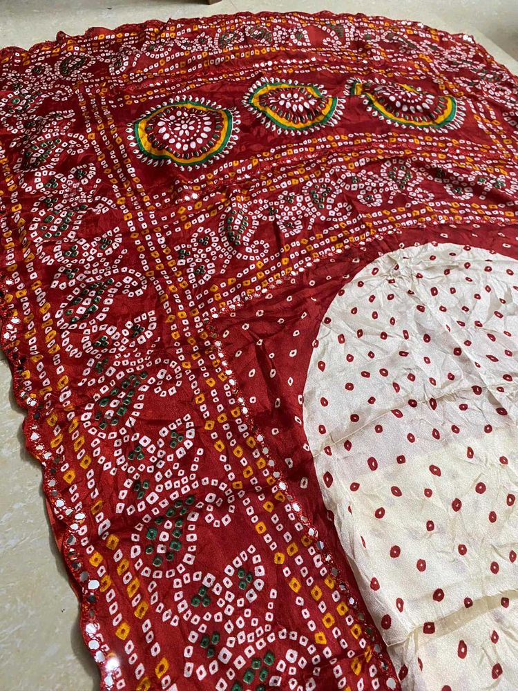 Bandhani Saree - Red &amp; White ( Price Negotiable )
