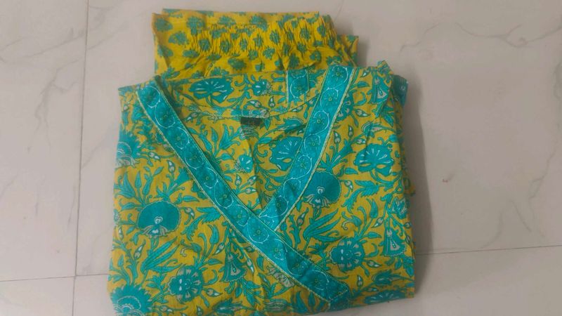 New Kurta And Pand Set