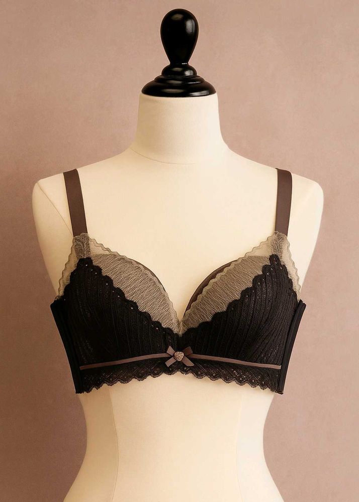 🇳🇿💫♥️Elegant Black Lace Bra