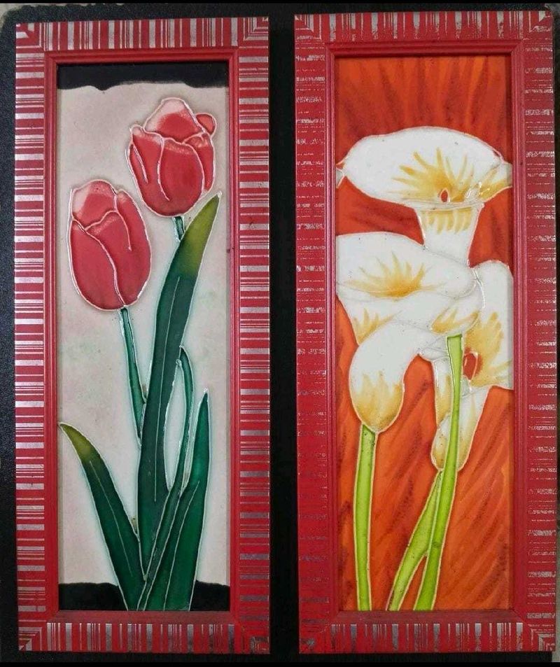 WALL HANGING TILE