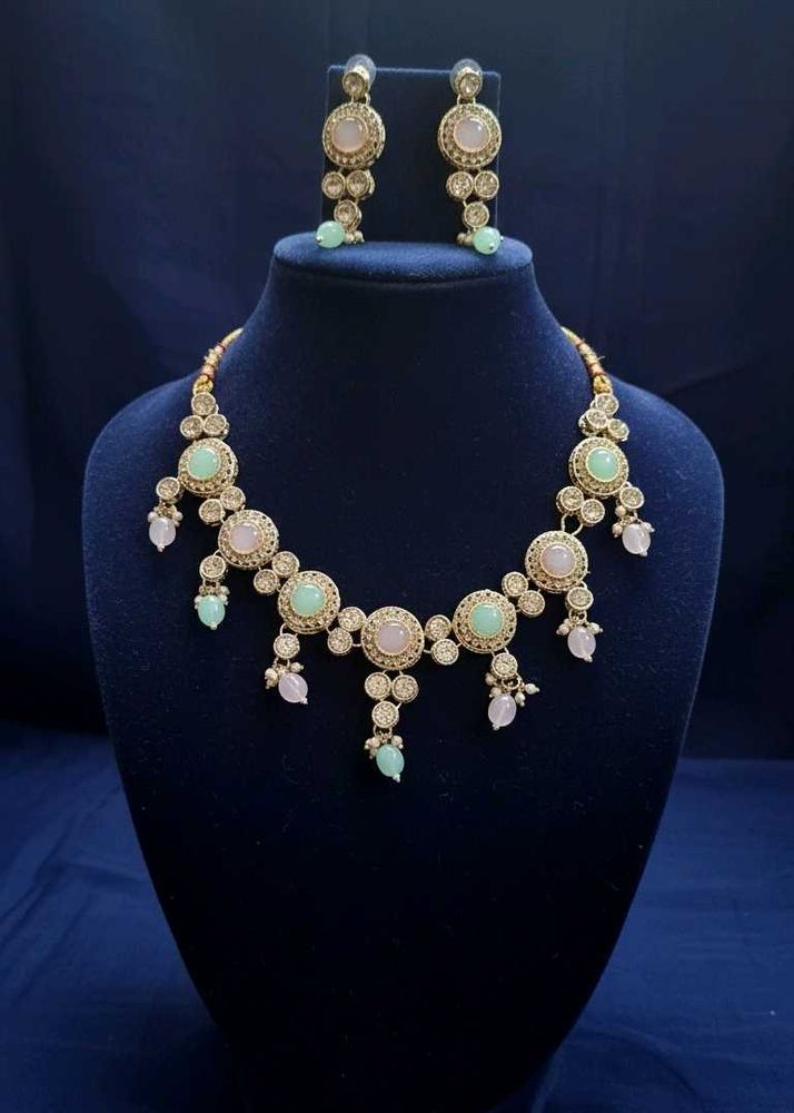 Elegant Necklace Set