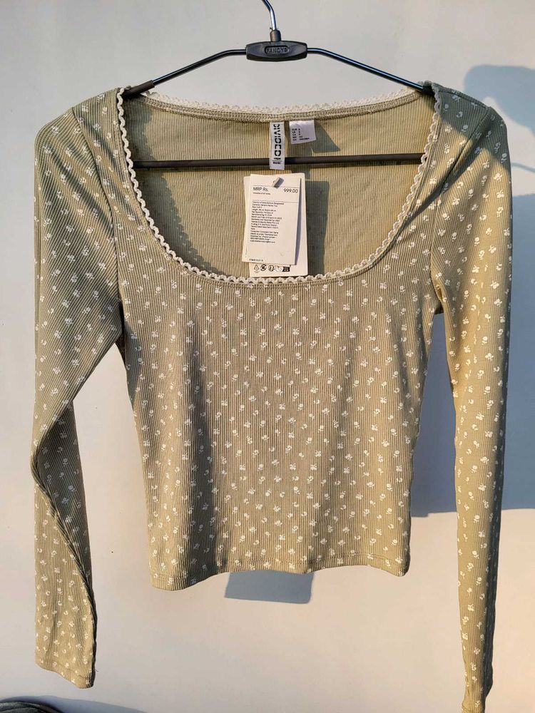 H&amp;M Lace Floral Long Sleeve Top /Size-S