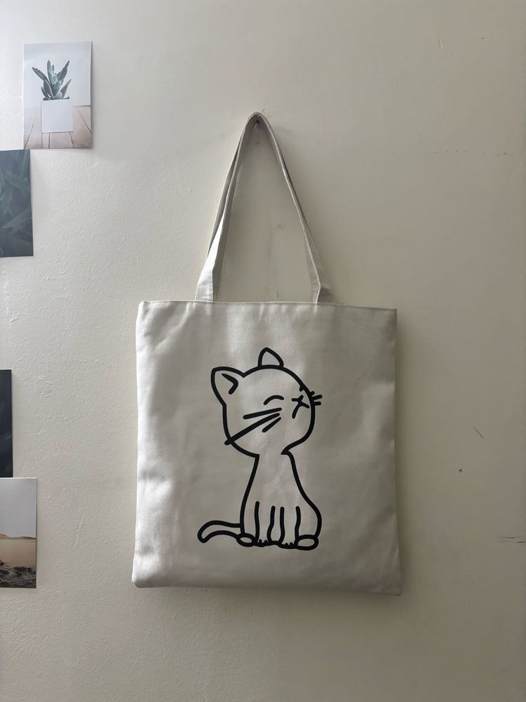 Tote Bag 🤍