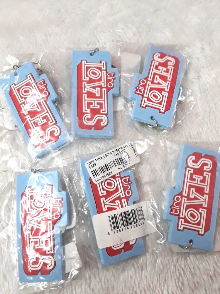 Tira Loves Rubber 3D Silicon Keychain Pack of 6