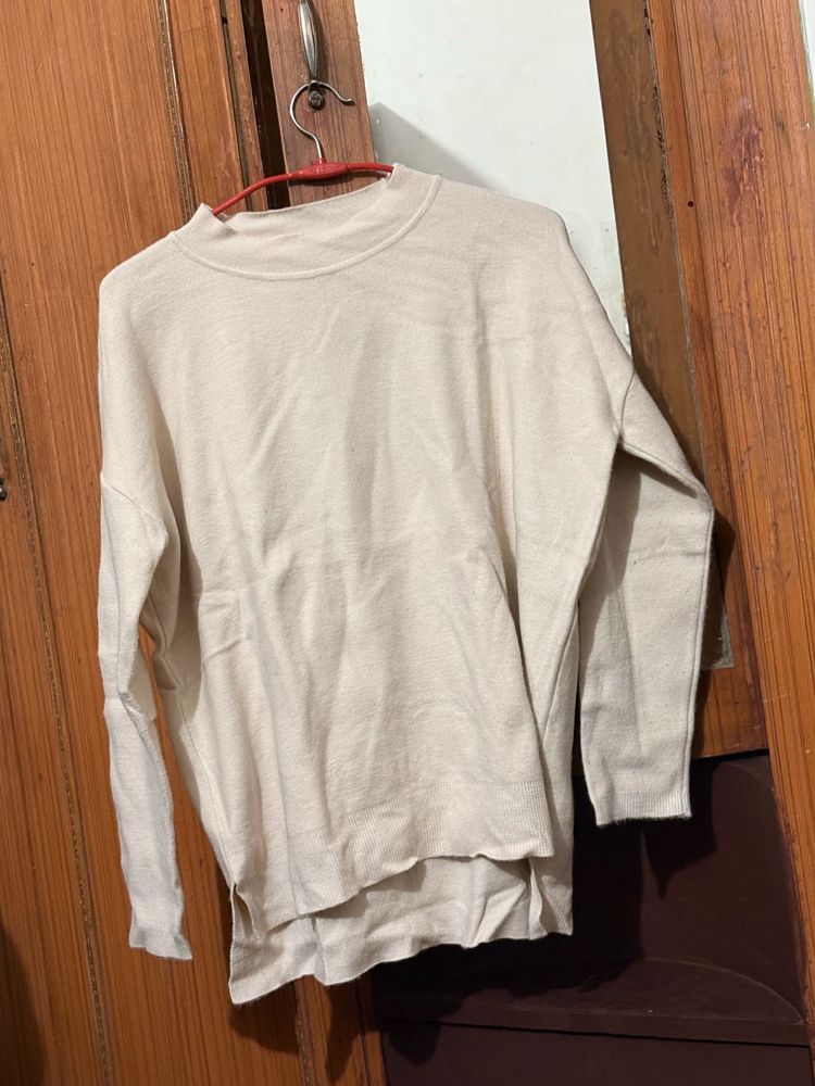 Beige Mock Neck pullover