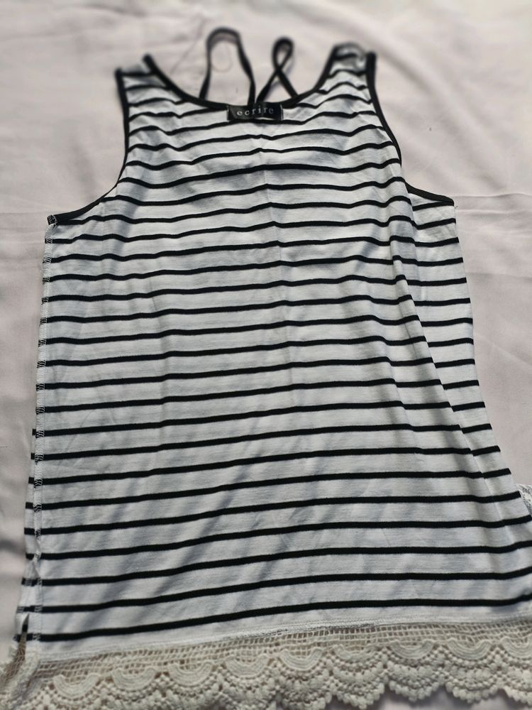 Beautiful white &amp; Black Stripe Top