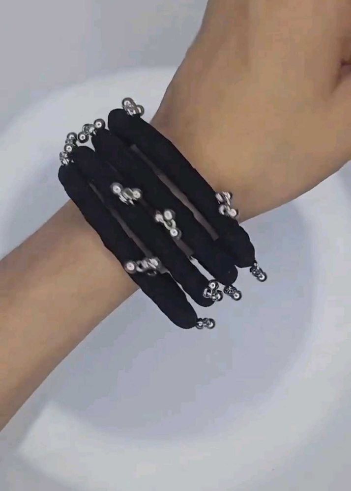 Black Beaded Bracelet