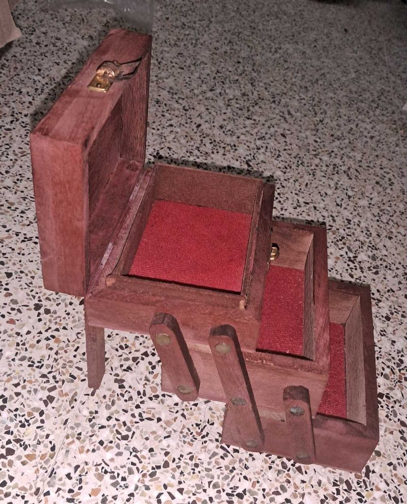 Small Wooden Jewellery storage Box