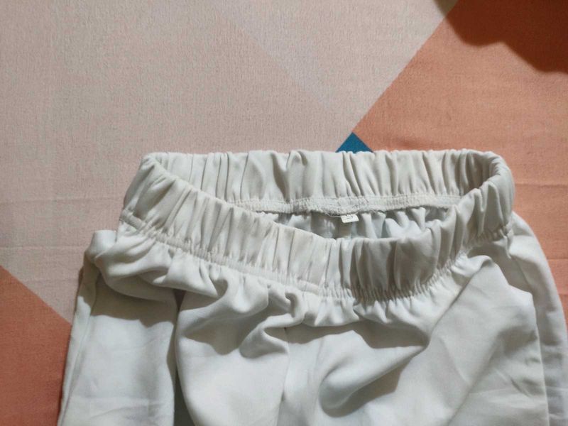 White Casual  sport wear Capri