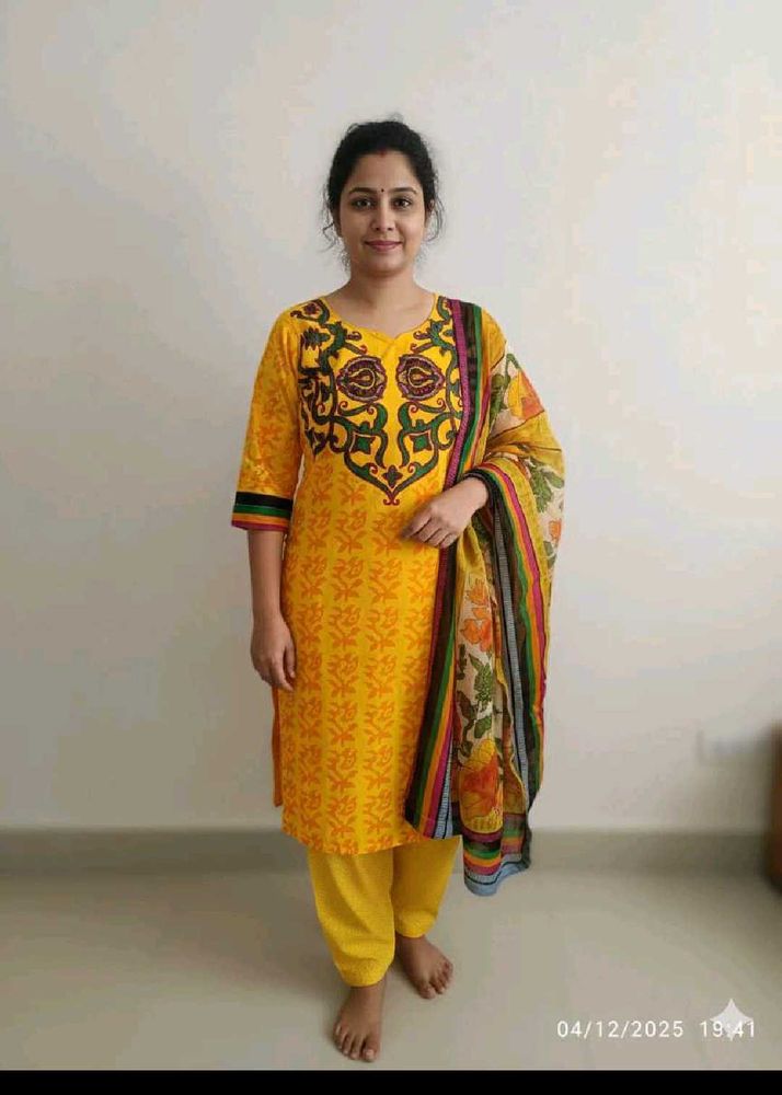 L-xl size Yellow Printed Salwar Suit Set