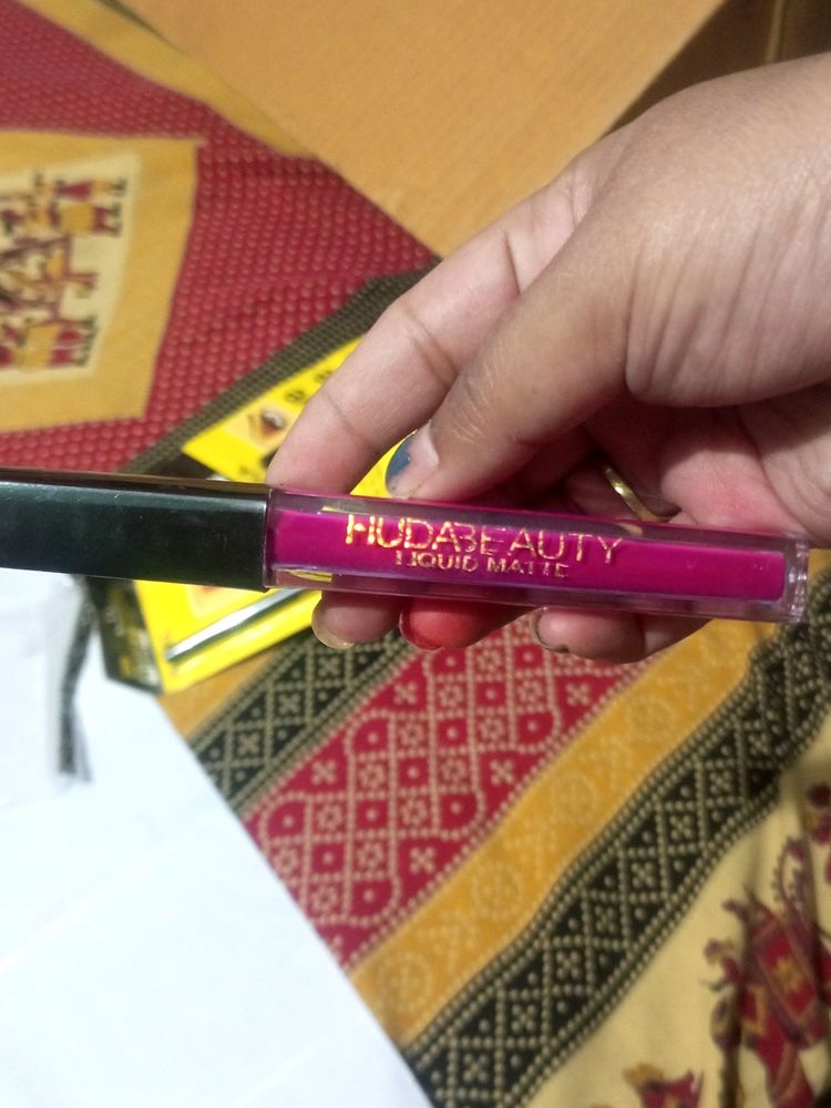 Huda Beauty Lipstick