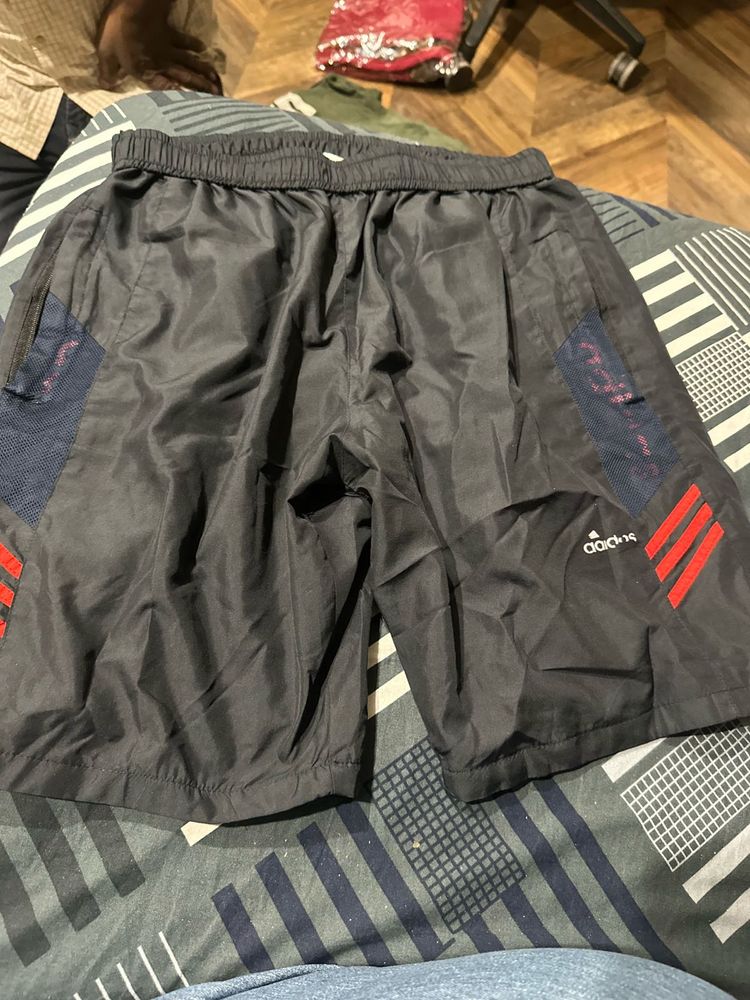 Adidas   Shorts Dryfit only wore twic