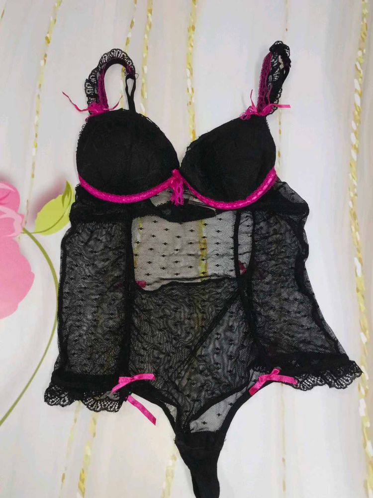 (1200)Black &amp; Pink Lingerie Set