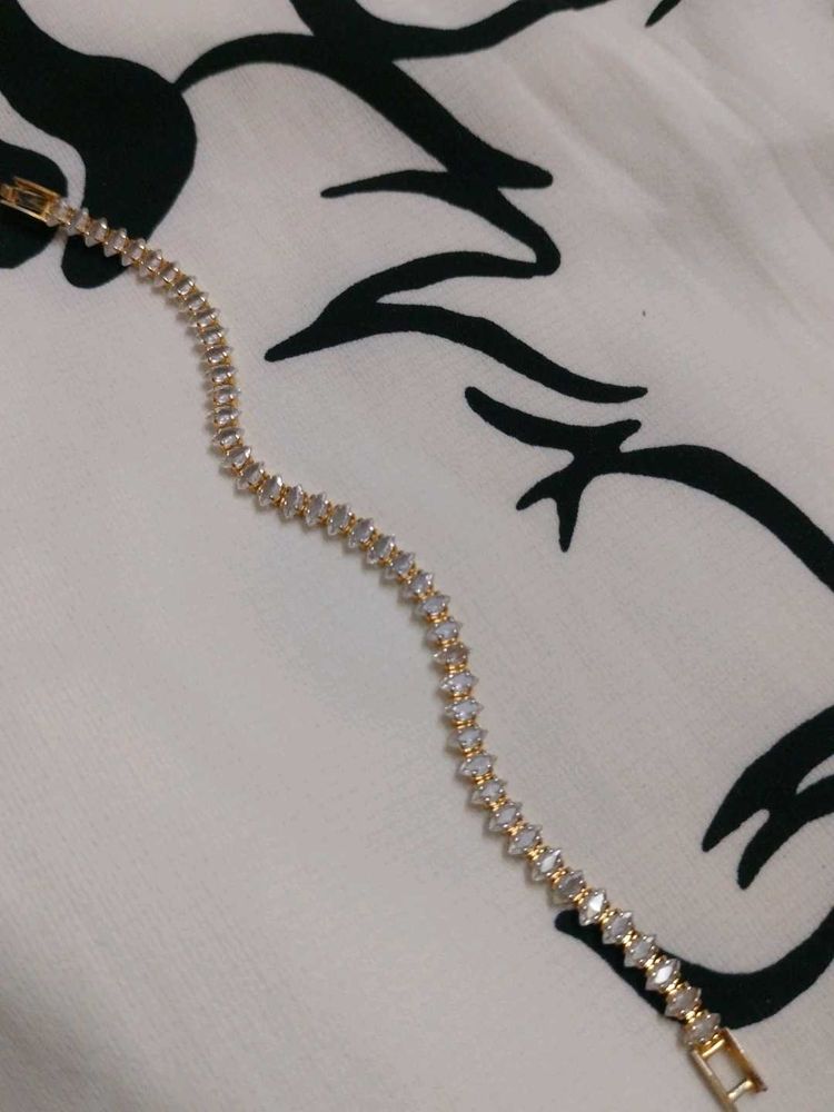 tennis bracelet