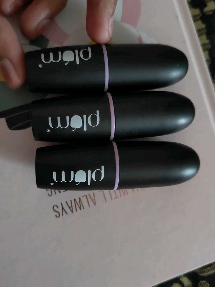 Plum Lipstick Set(Set Of 3)