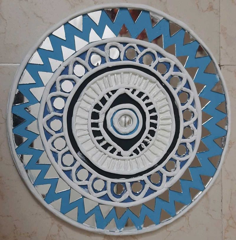 Lippan Mirror Art
