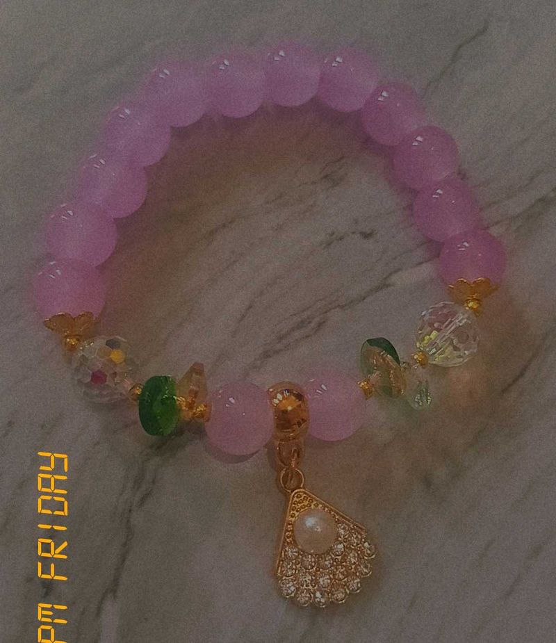Handmade Crystal Bracelet!! 💗🌸💞