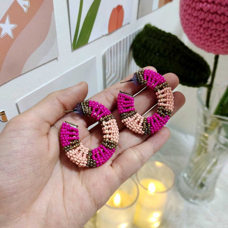 Handmade Beaded Hoop Earrings💗