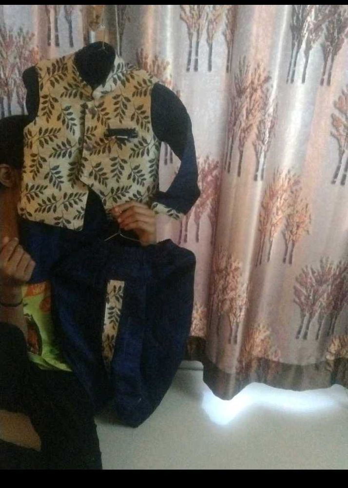 Party Wear Unused Suit