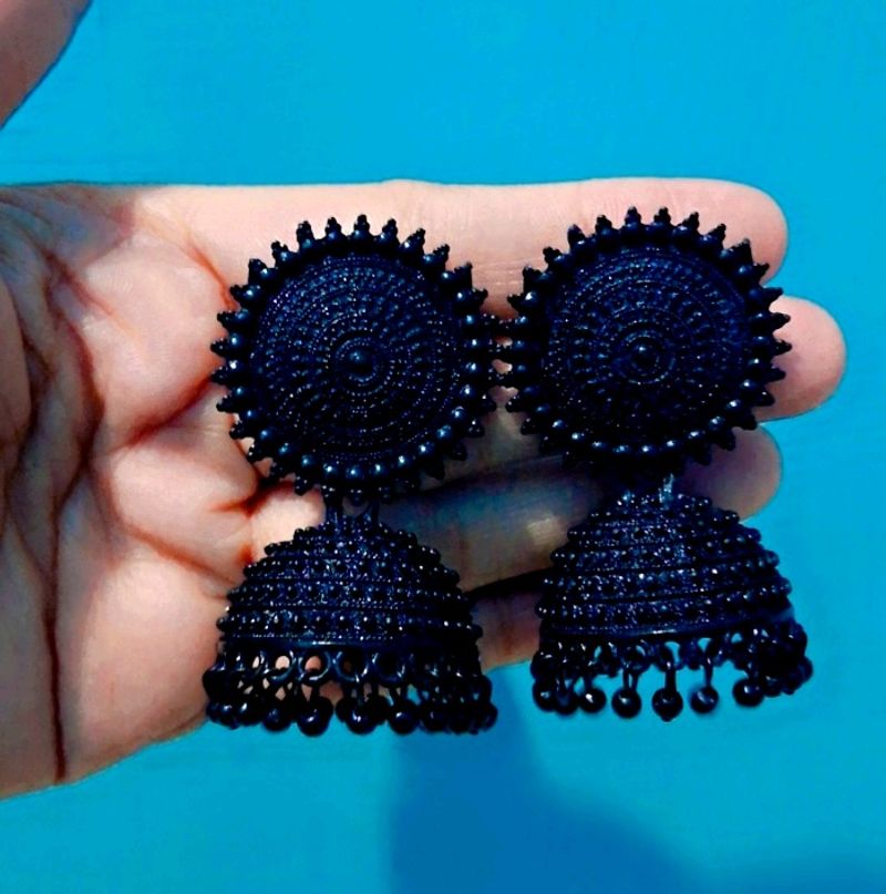 New Designer Trendy Black Finishing Jhumka