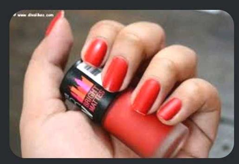 Maybelline colour show Nail Polish(blazing Orange)