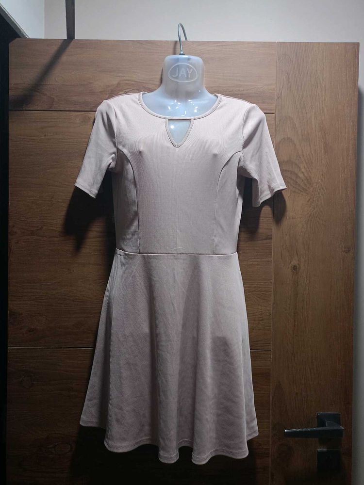 (H&amp;M)Blush Pink Fit And Flare Dress