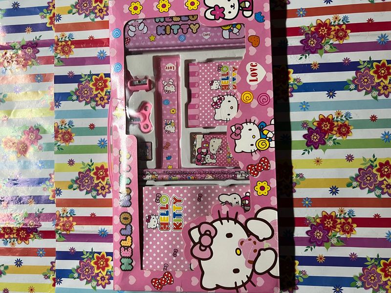 Hello Kitty Stationery Set