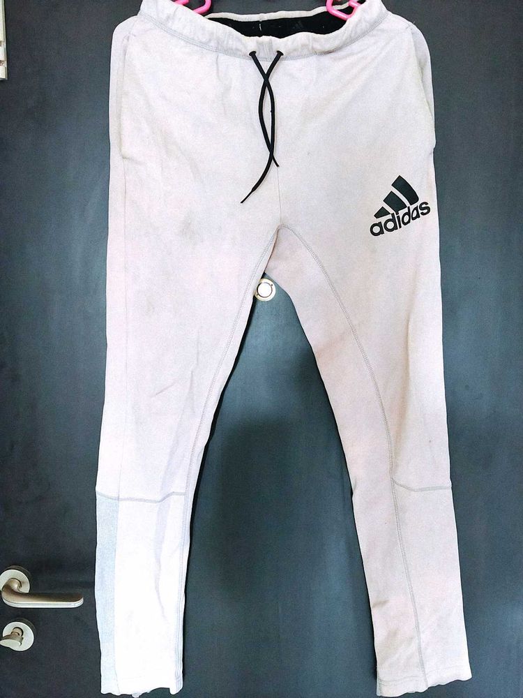 Adidas grey Track Pants (little sing of use. u ne
