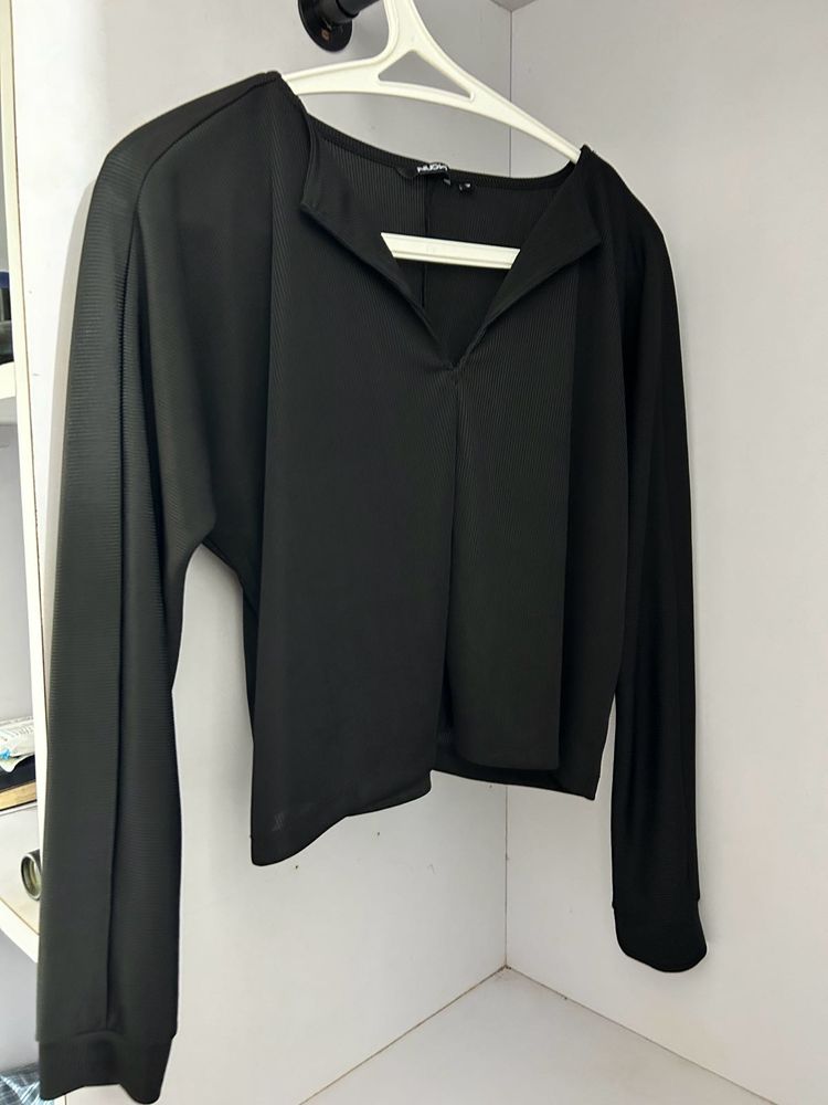 Black Long Sleeve Top