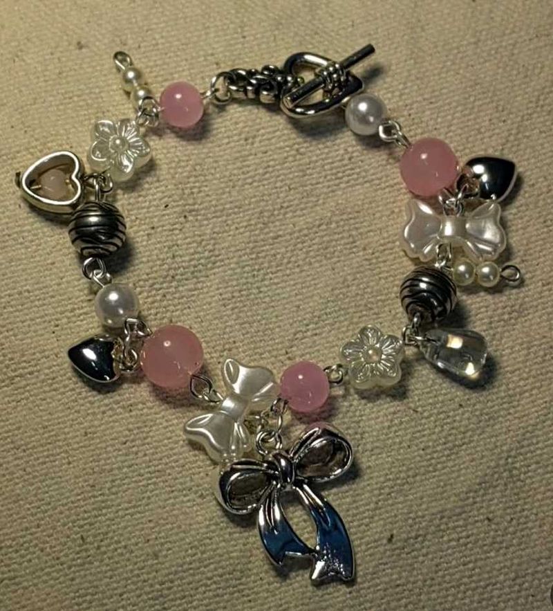 Pinteresty Pink Charm Bracelet
