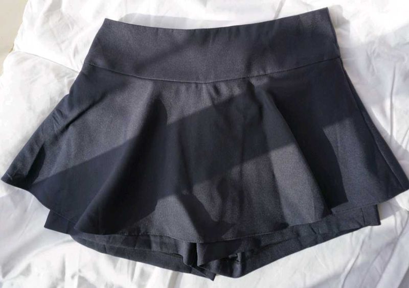Shorts Skirt.