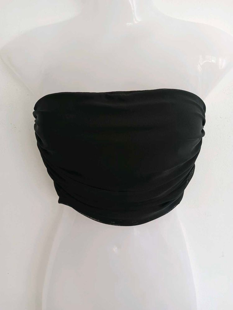 Chic Black Bandeau Top