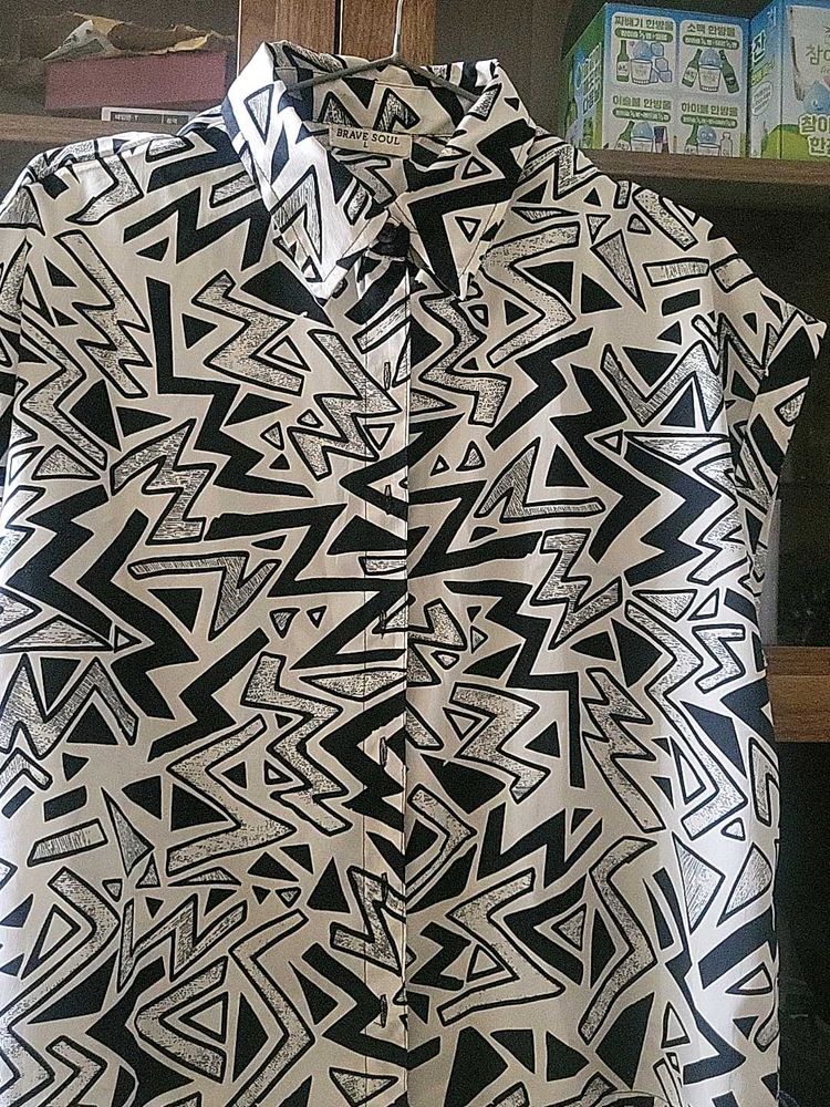 Brave Soul Graphic Print Shirt