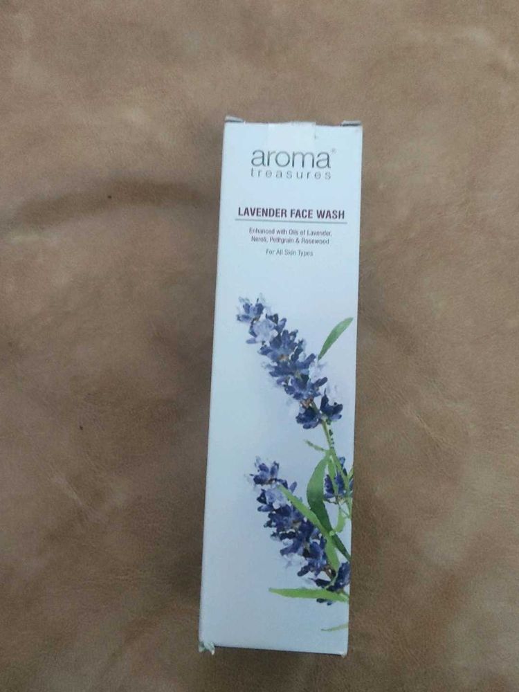 Aroma Treasures Lavender Face Wash