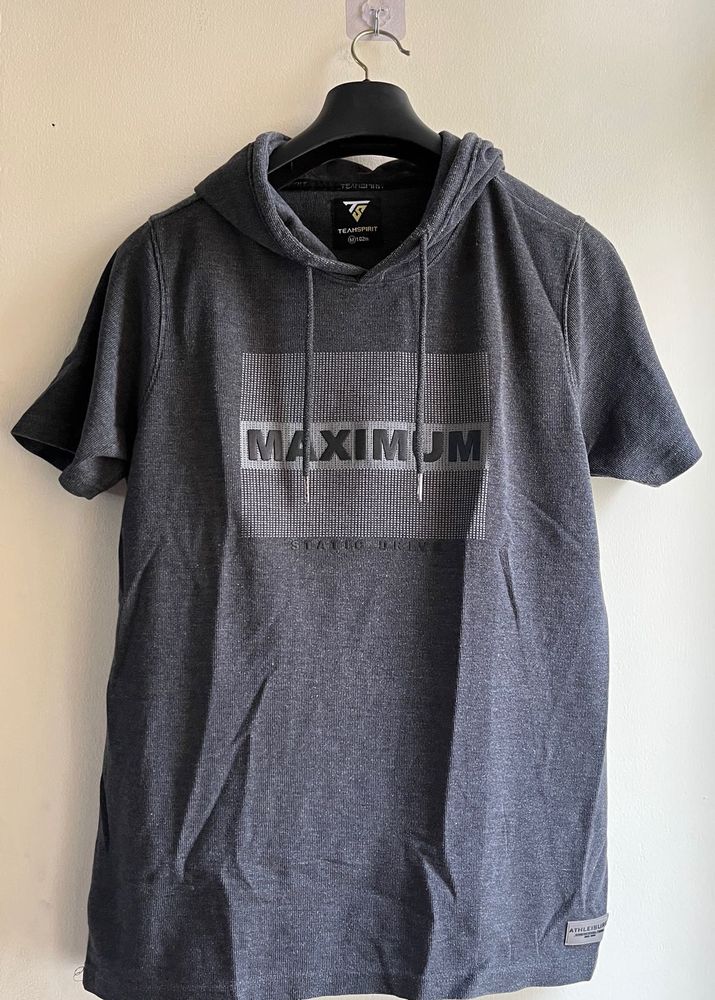 Teamspirit Tee (Size M) – Great Condition